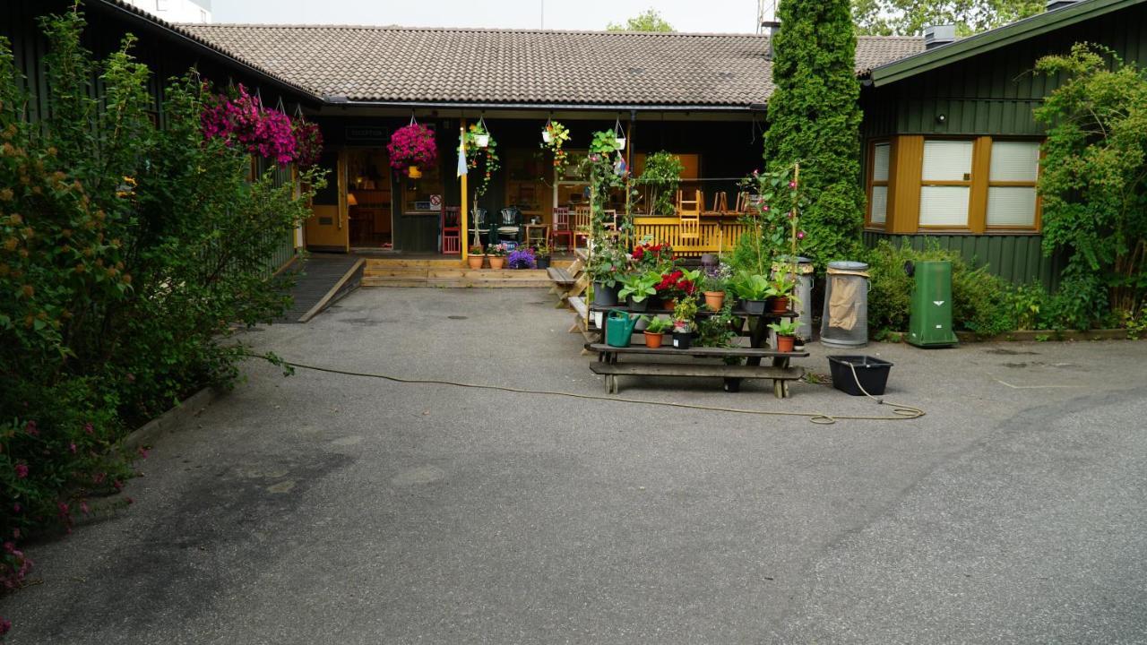 Bredaengs Hostel ストックホルム エクステリア 写真