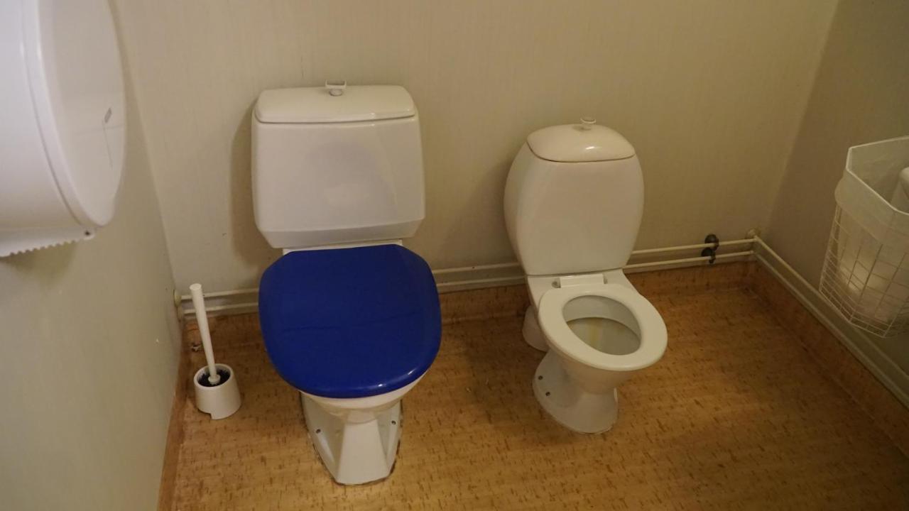 Bredaengs Hostel ストックホルム エクステリア 写真