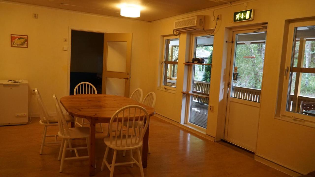 Bredaengs Hostel ストックホルム エクステリア 写真